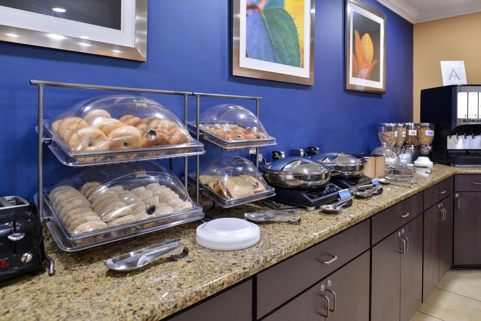 Fairfield Inn And Suites Gulfport / Biloxi Экстерьер фото